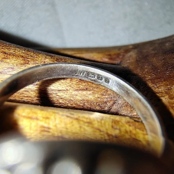 Vintage Black Wedgewood Goddess Sterling Ring Made In England Size 5.5 - Picture 8 of 10